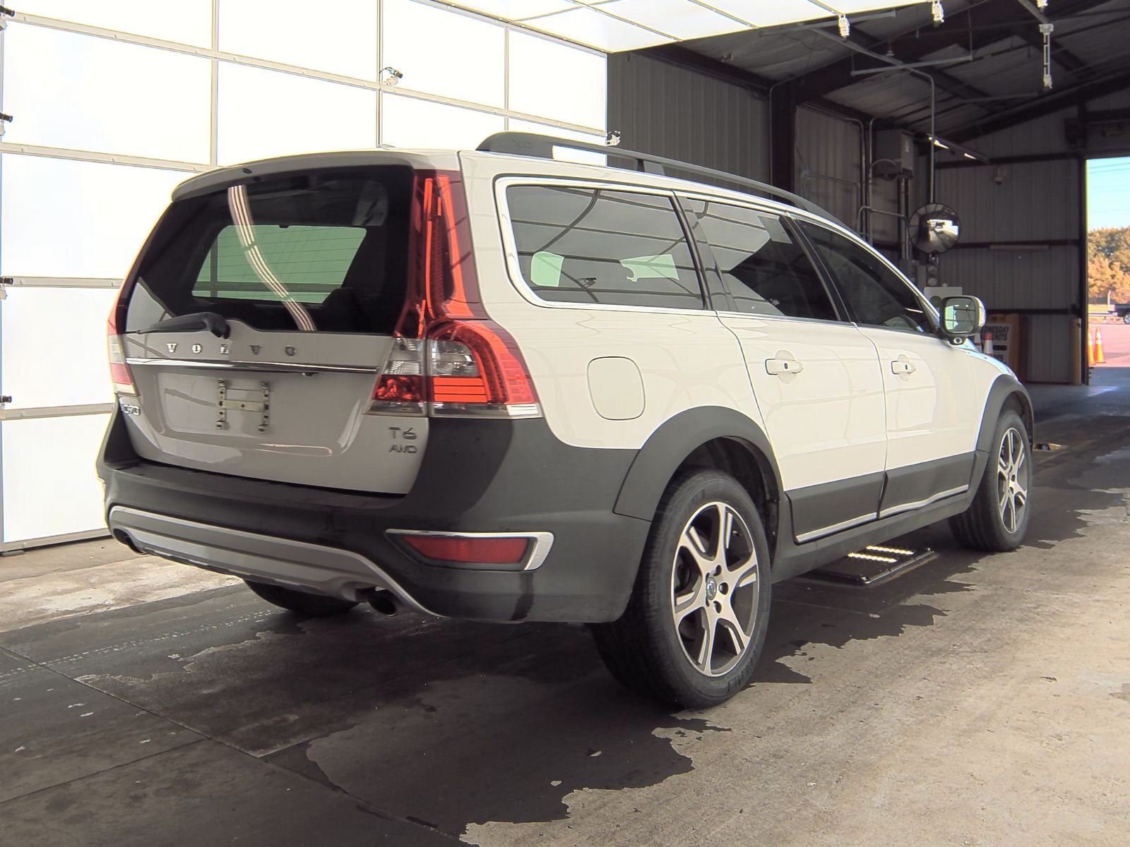 2015 Volvo XC70 T6 Platinum AWD