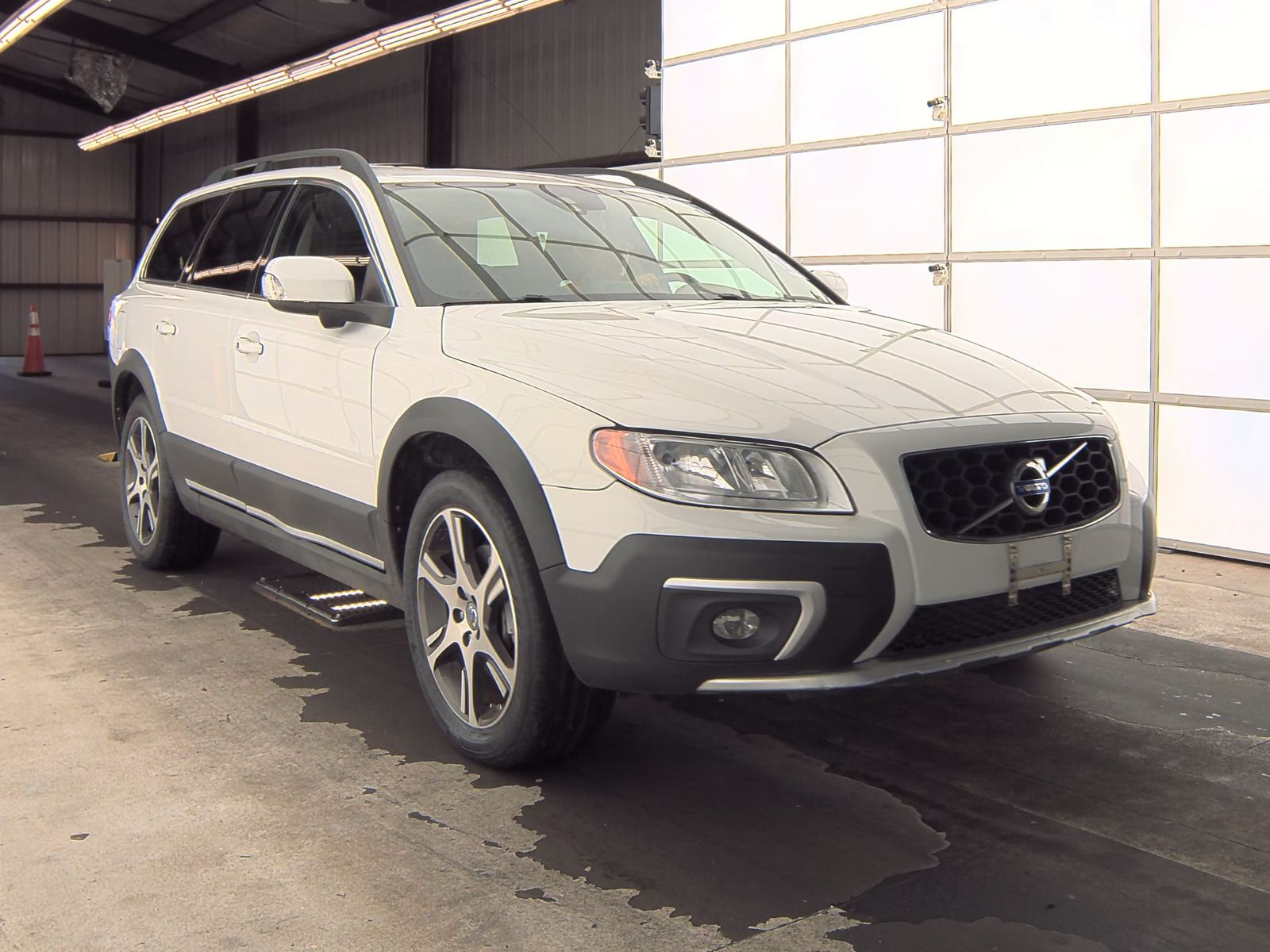 2015 Volvo XC70 T6 Platinum AWD