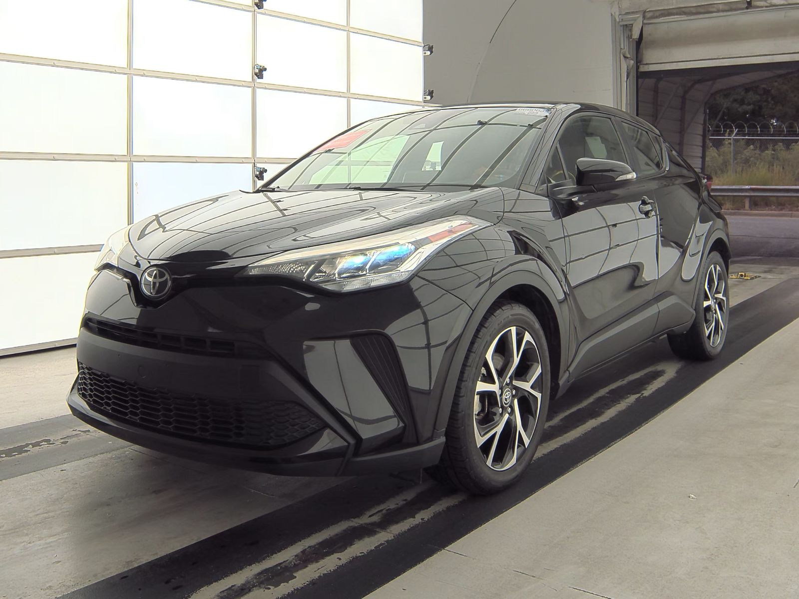 2021 Toyota C-HR XLE FWD