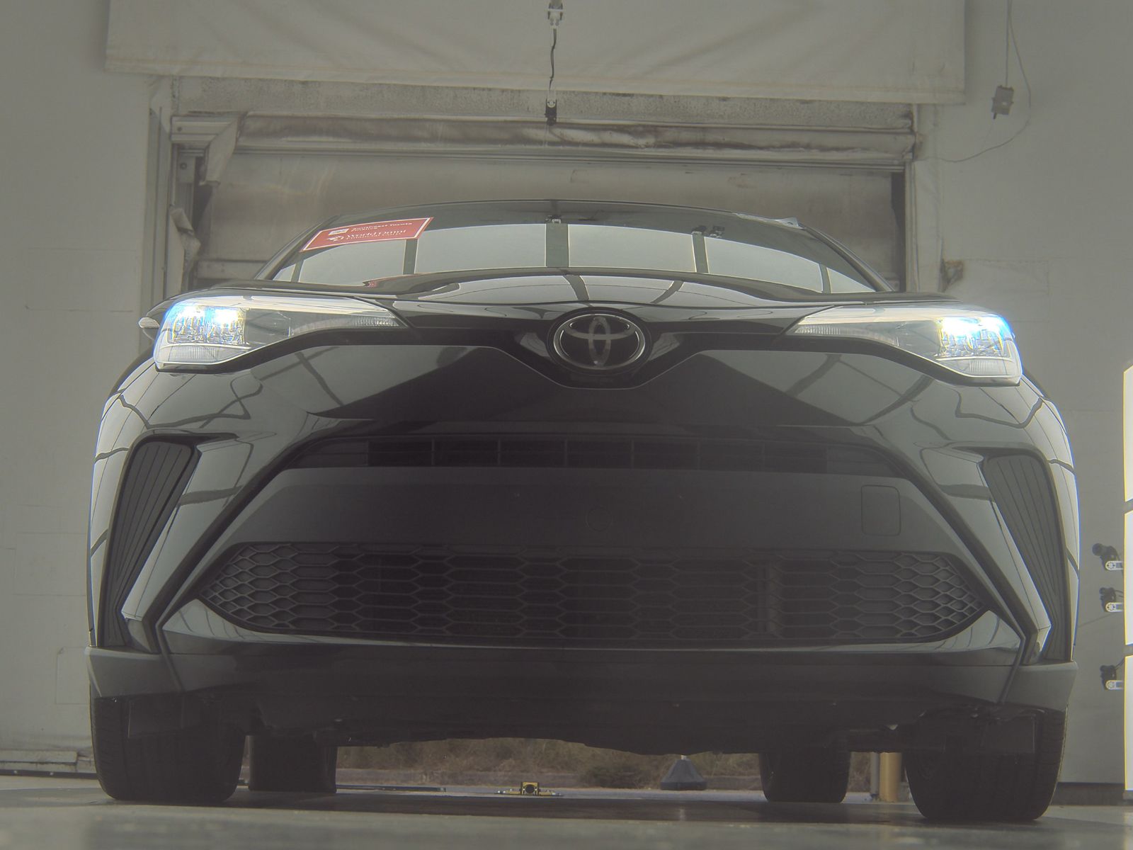 2021 Toyota C-HR XLE FWD