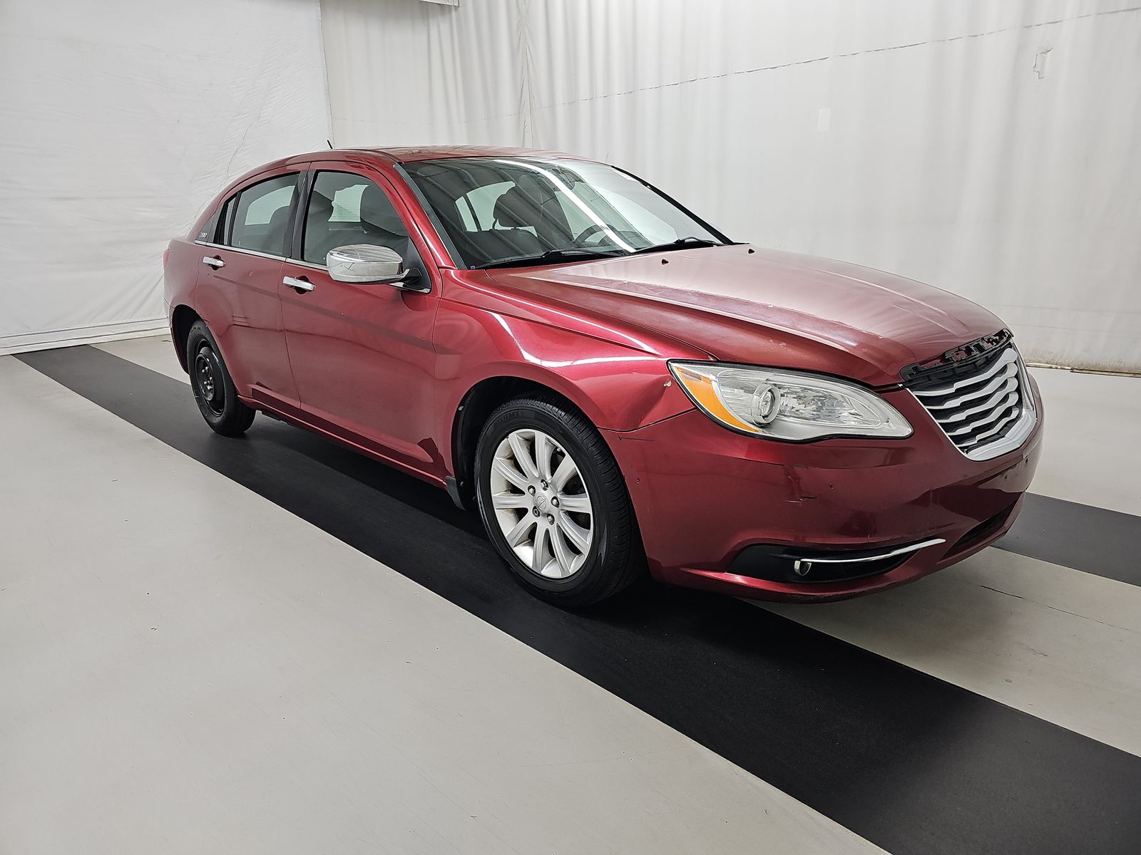 2013 Chrysler 200 Limited FWD