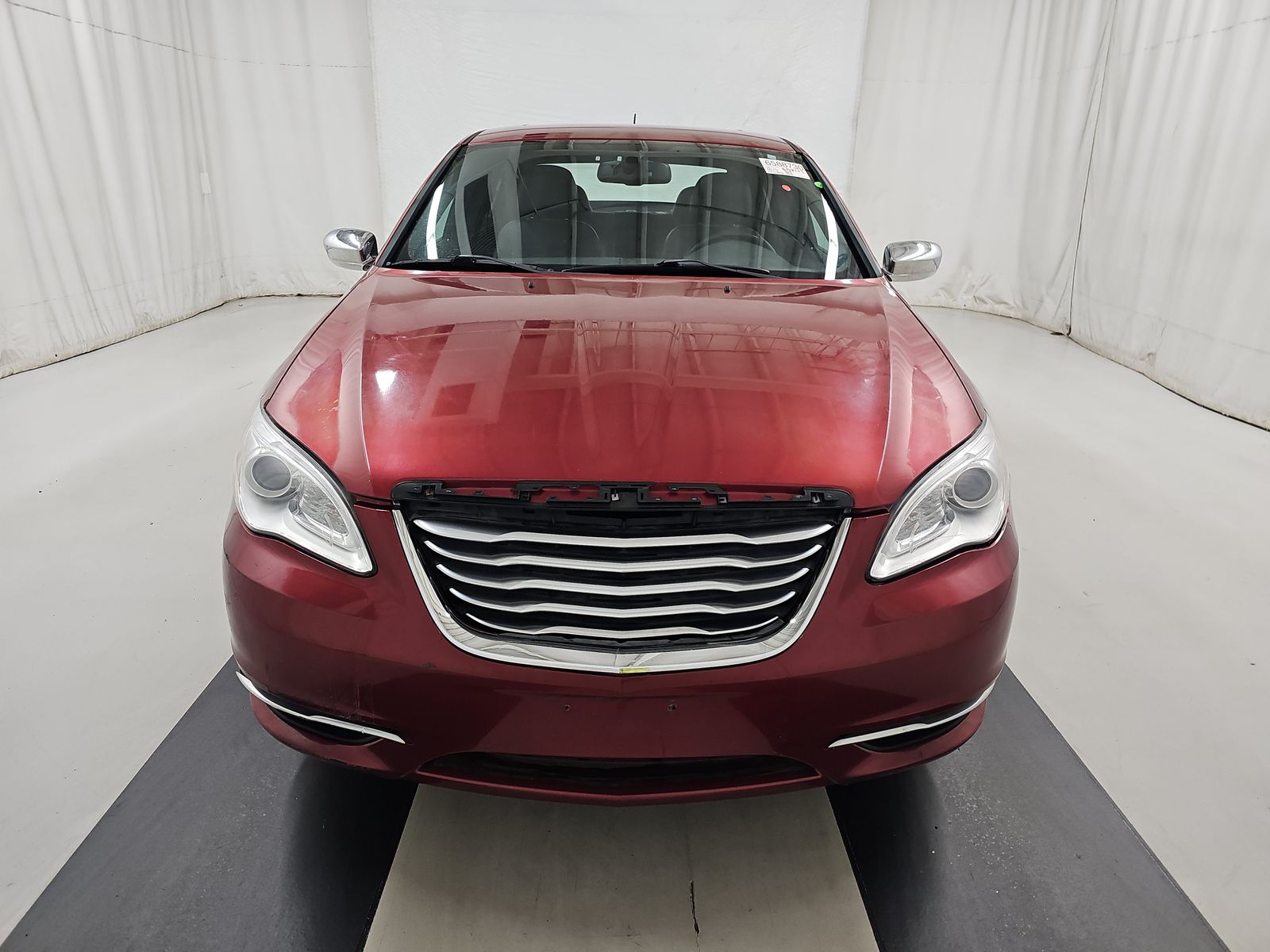 2013 Chrysler 200 Limited FWD