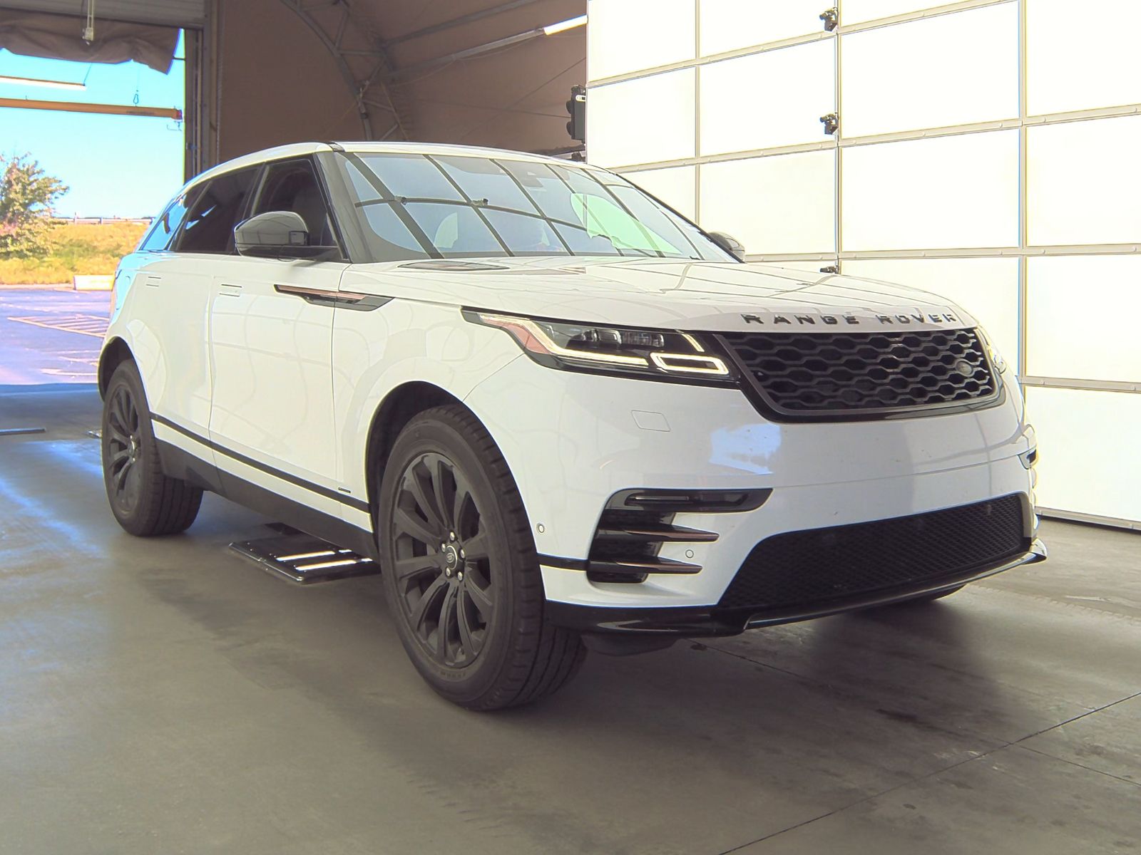 2018 Land Rover Range Rover Velar R-Dynamic SE AWD