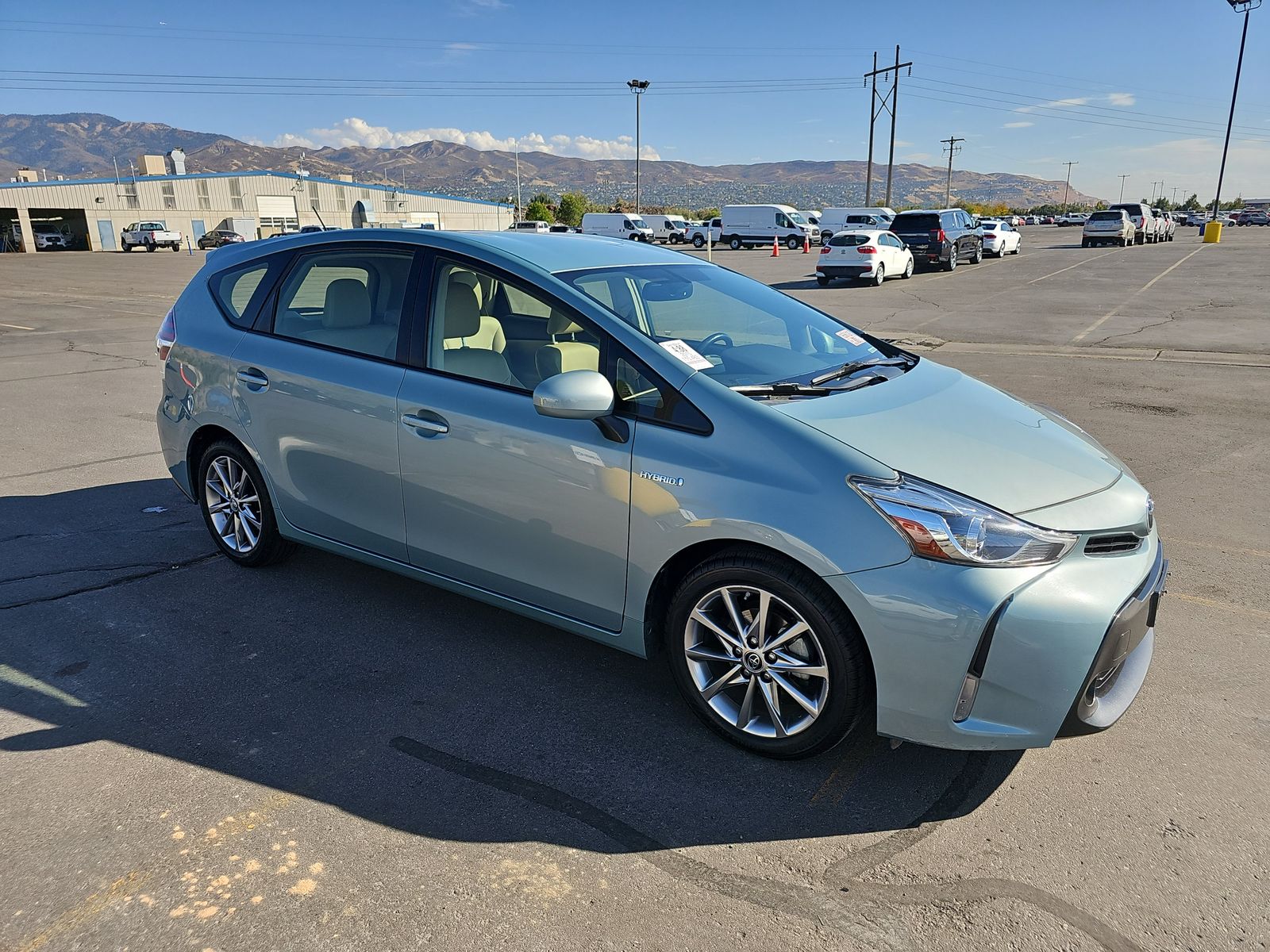 2015 Toyota Prius v Five FWD