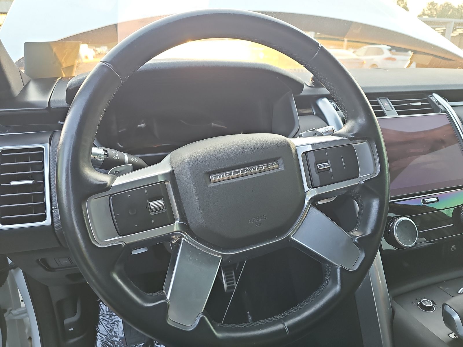 2022 Land Rover Discovery S R-Dynamic AWD