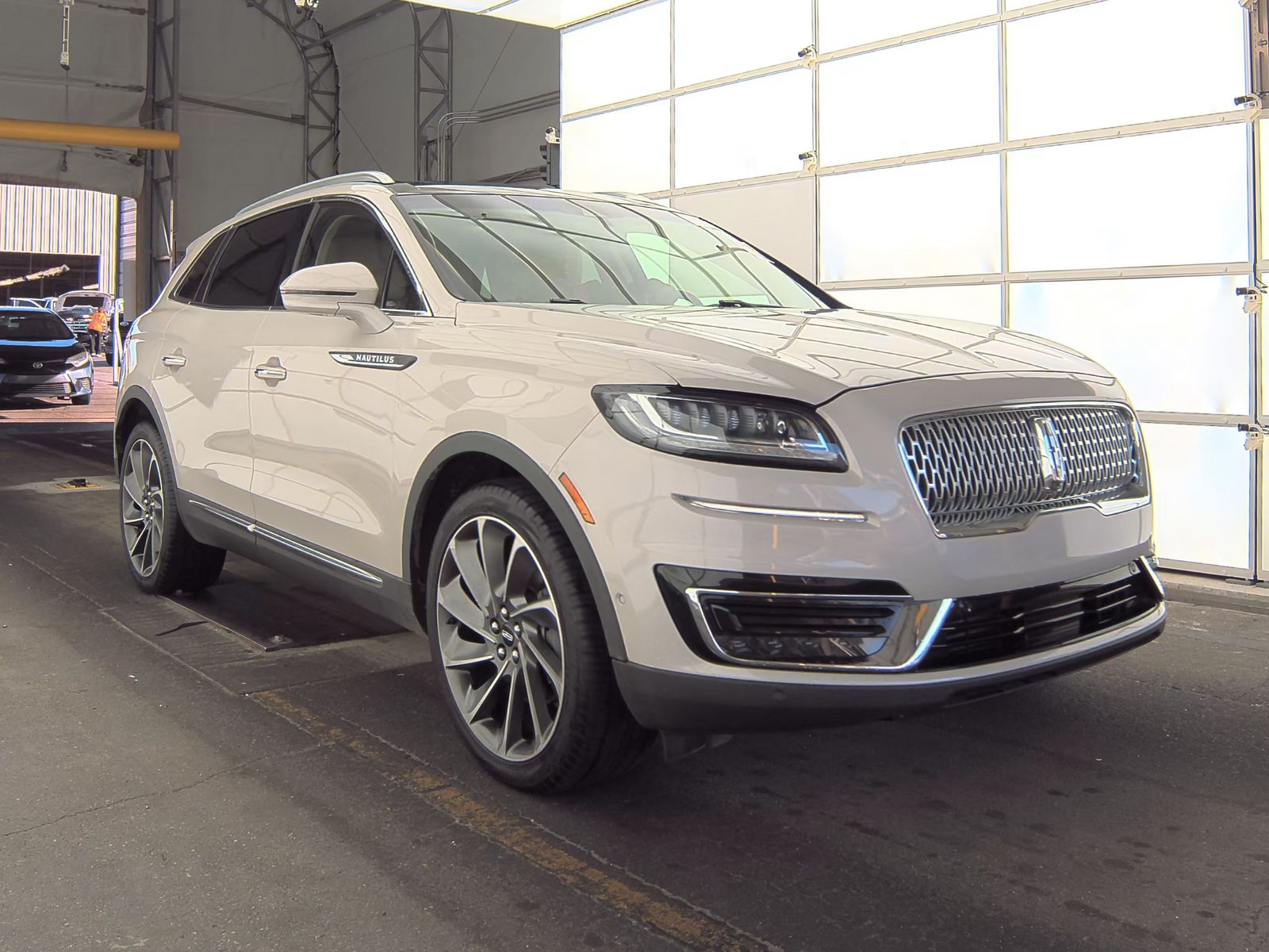 2019 Lincoln Nautilus Reserve AWD