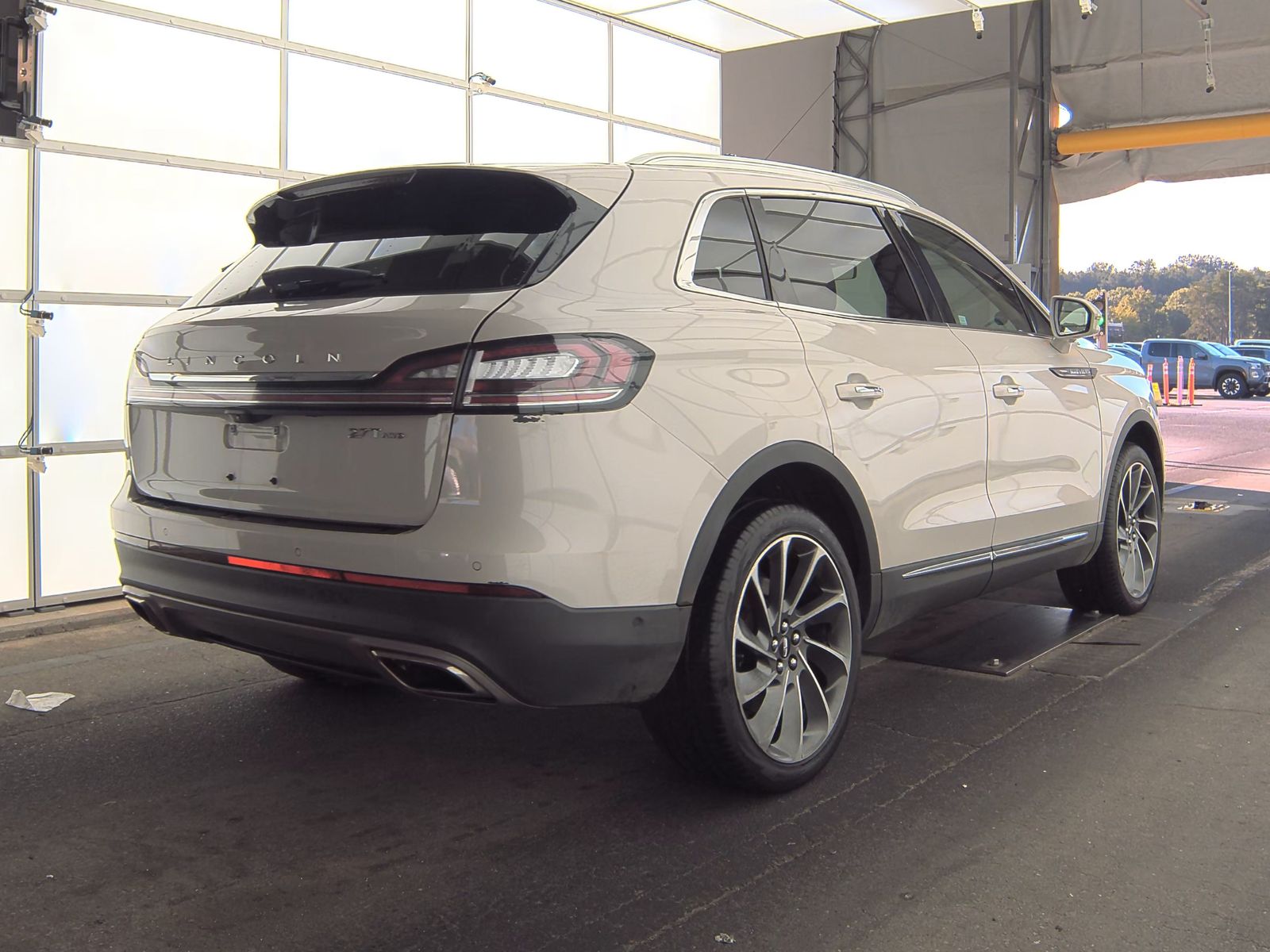 2019 Lincoln Nautilus Reserve AWD