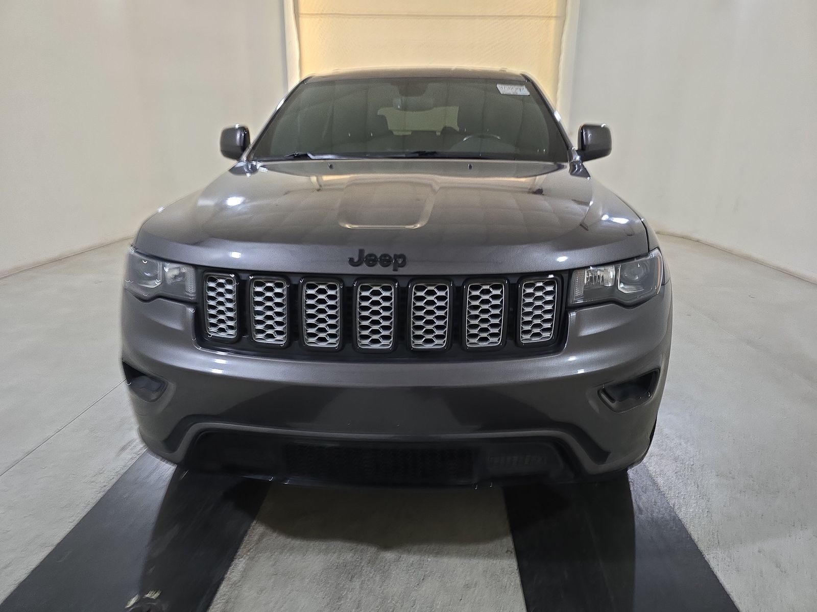 2018 Jeep Grand Cherokee Laredo Altitude Edition RWD