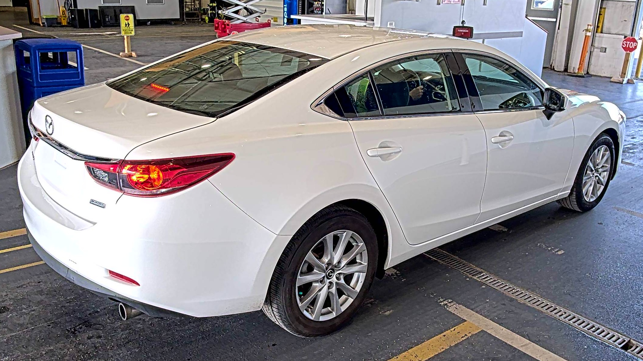 2017 MAZDA MAZDA6 Sport FWD