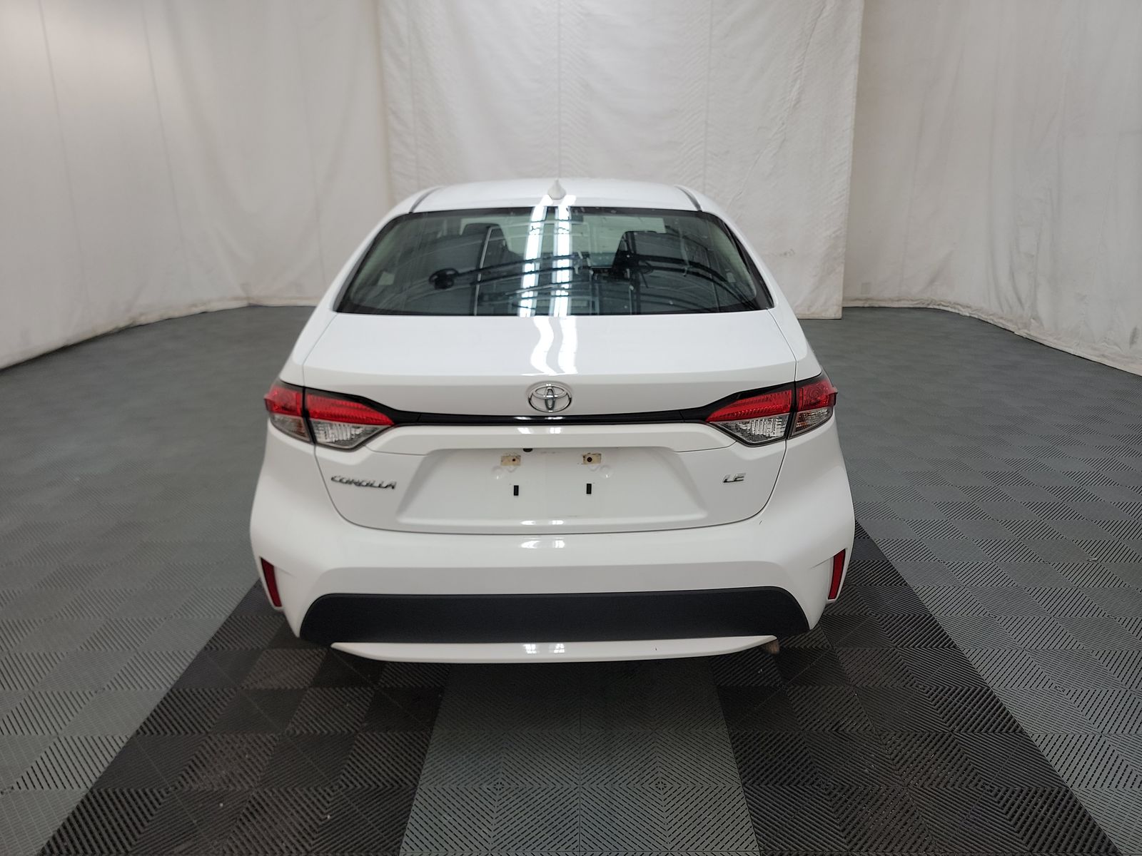 2020 Toyota Corolla LE FWD