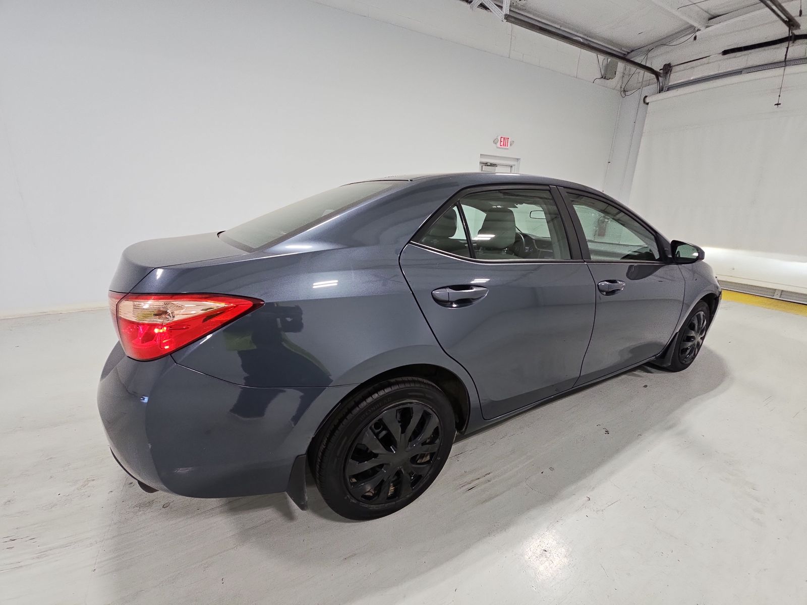 2018 Toyota Corolla LE FWD