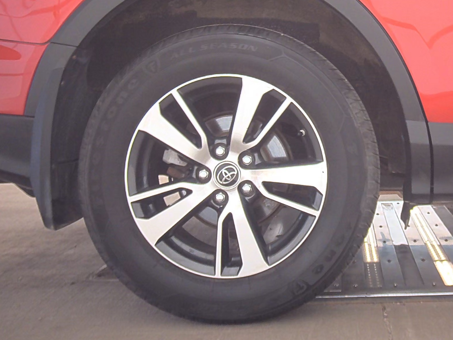 2017 Toyota RAV4 XLE AWD