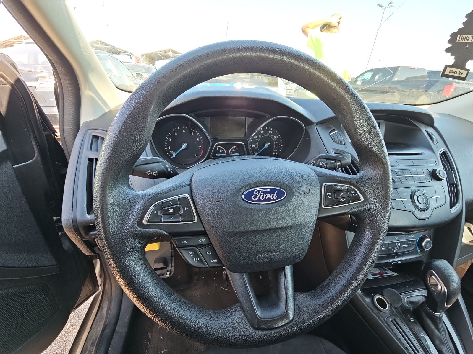 2017 Ford Focus SE FWD