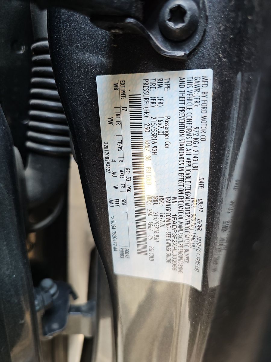2017 Ford Focus SE FWD