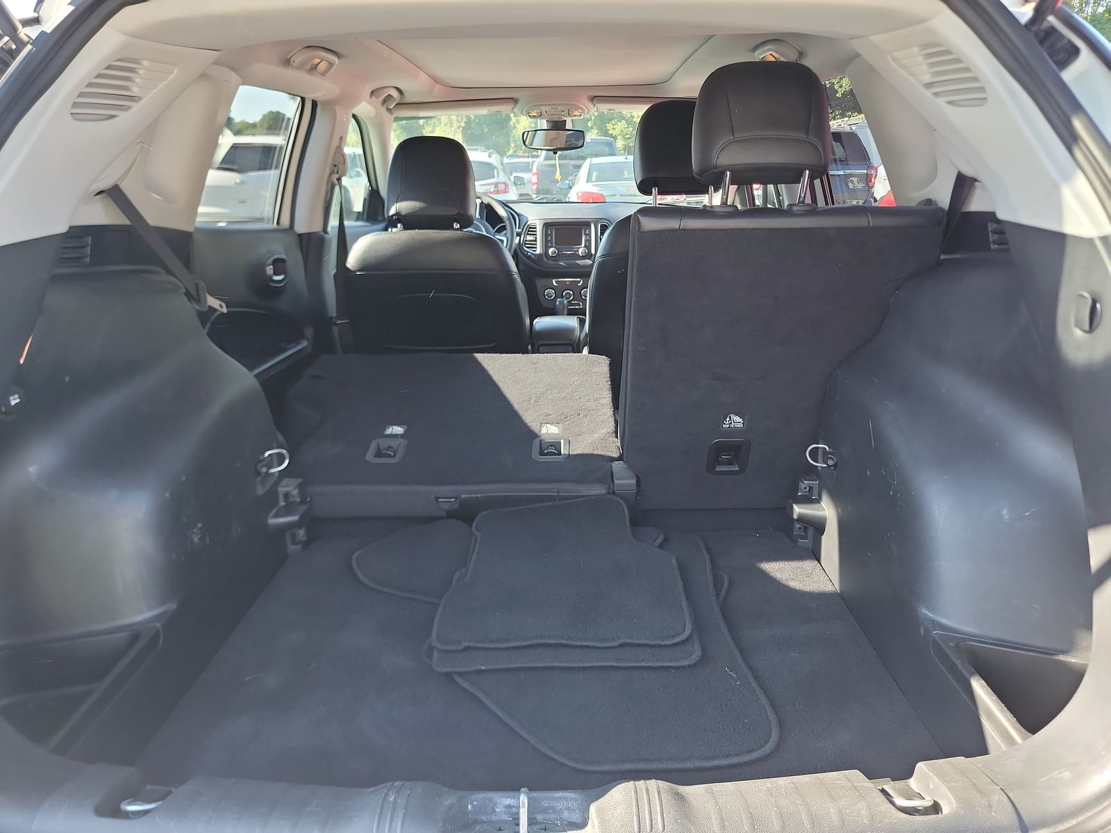 2018 Jeep Compass Latitude FWD