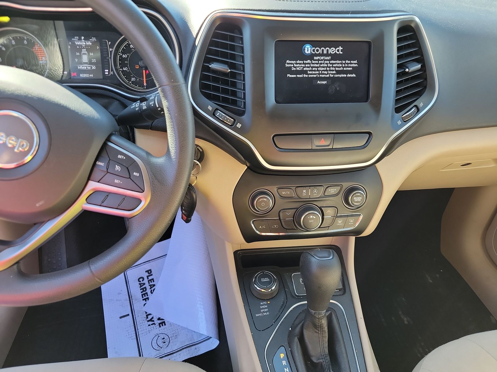 2019 Jeep Cherokee Latitude AWD