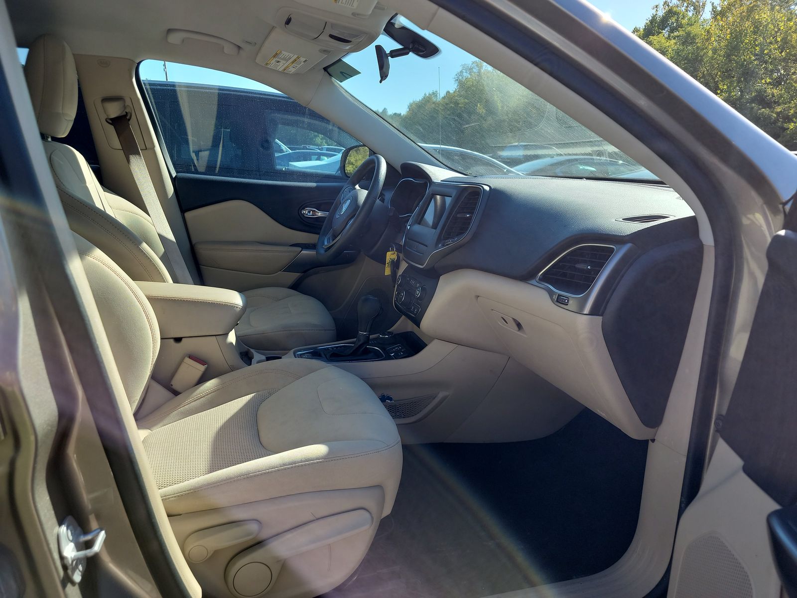 2019 Jeep Cherokee Latitude AWD