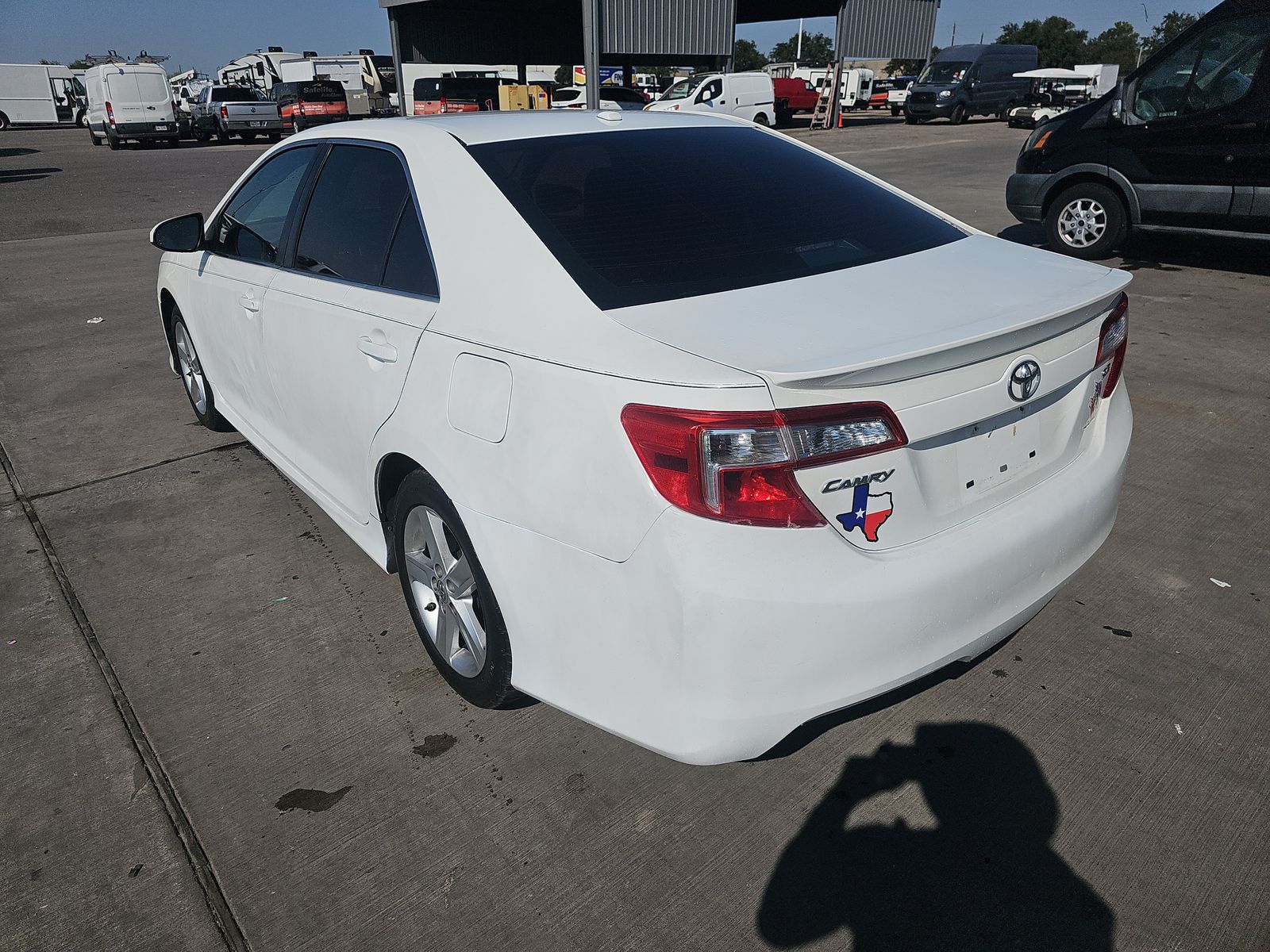 2014 Toyota Camry SE FWD