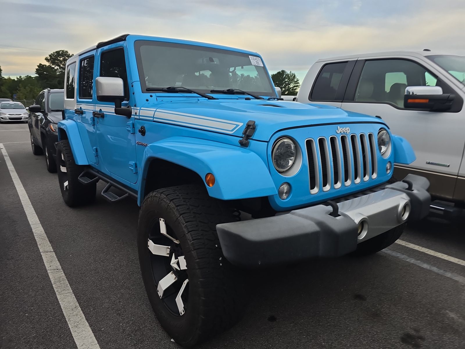 2017 Jeep Wrangler Unlimited Sahara Chief Edition AWD