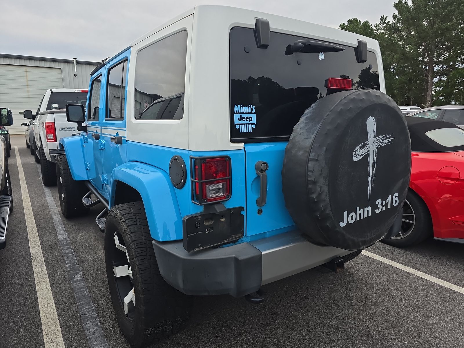 2017 Jeep Wrangler Unlimited Sahara Chief Edition AWD