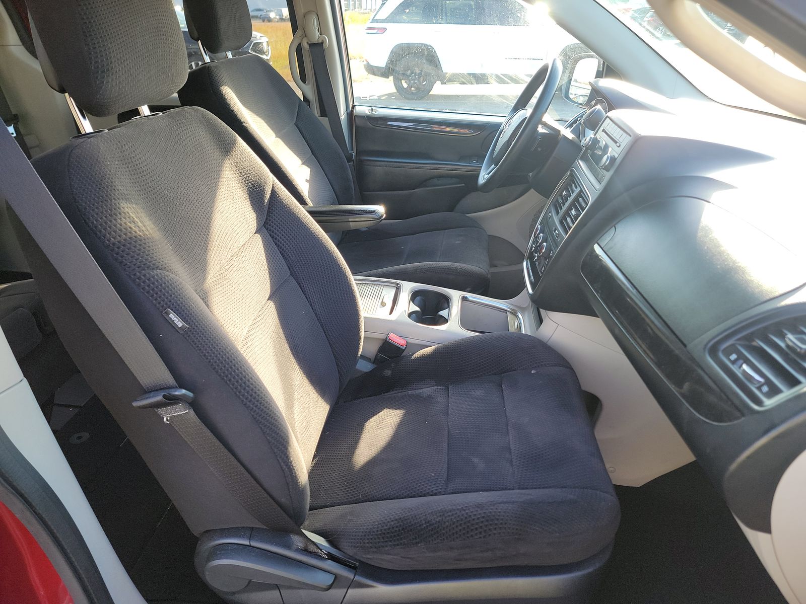 2014 Dodge Grand Caravan SXT FWD