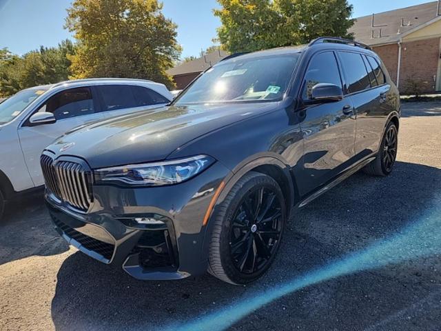 2022 BMW X7 Sports Activity Vehicle M50i