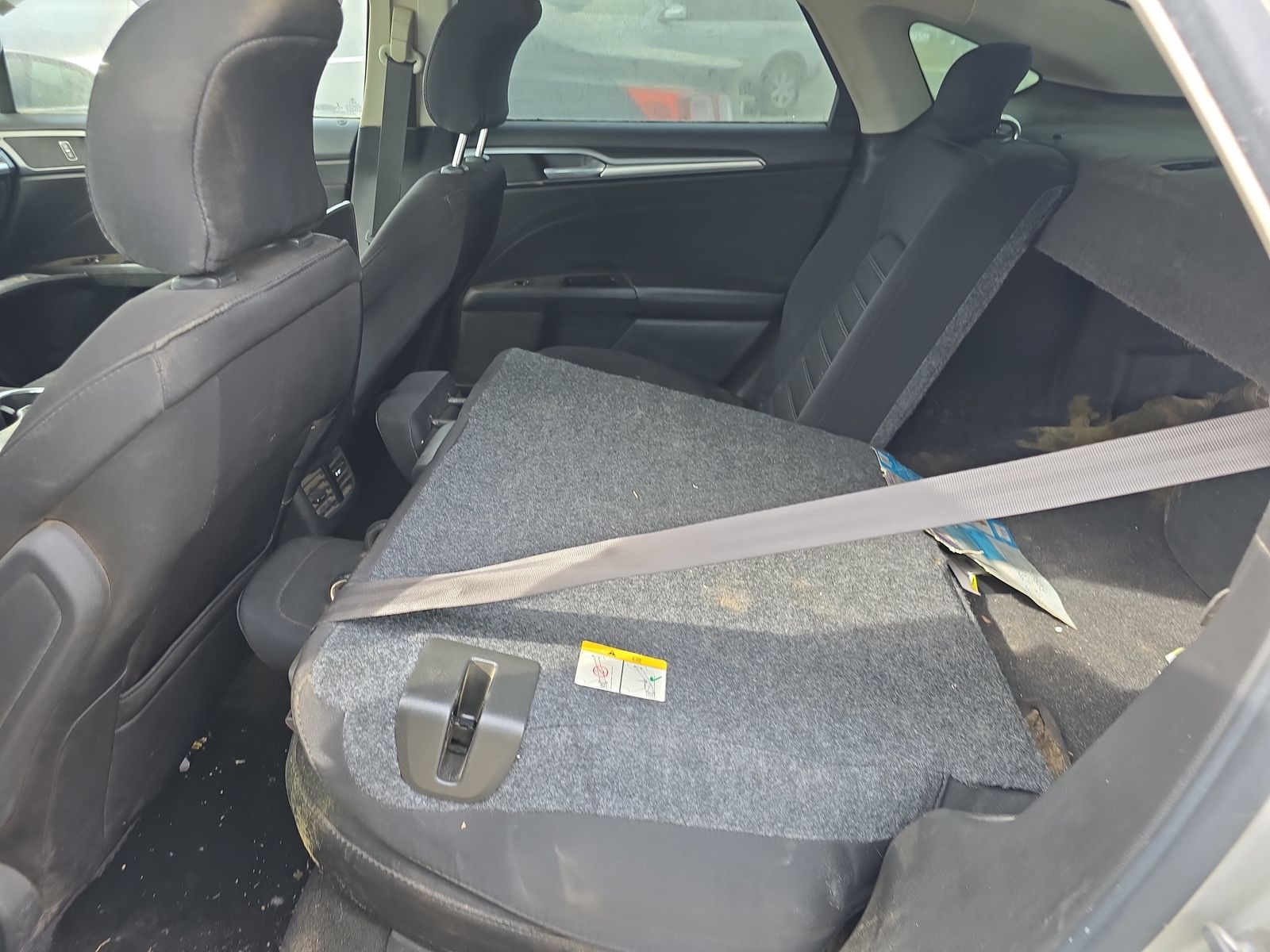 2015 Ford Fusion SE FWD