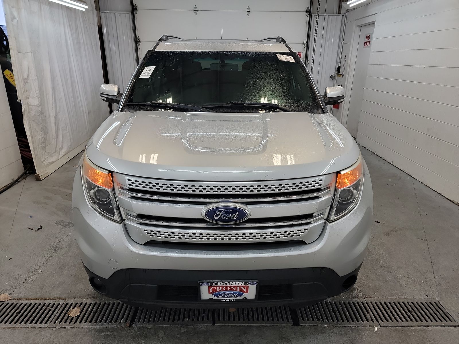 FORD EXPLORER - 3