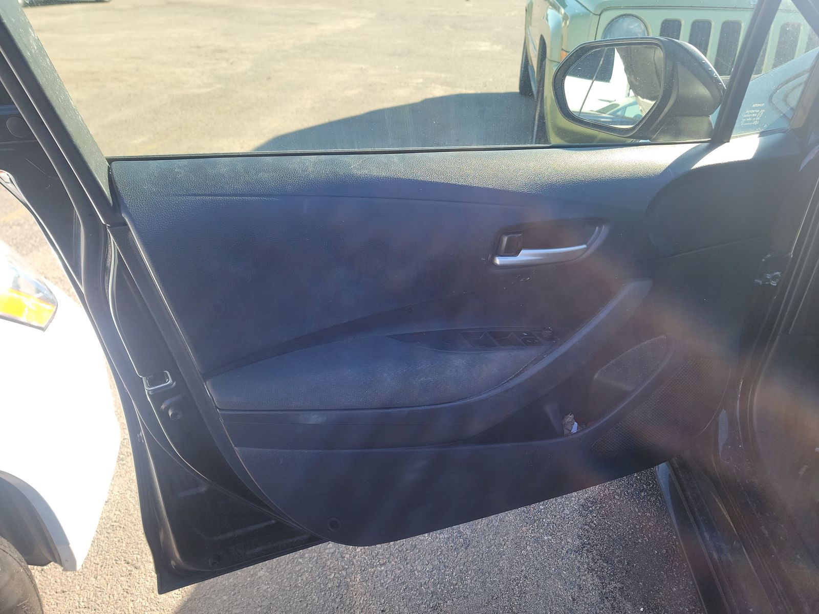 2021 Toyota Corolla LE FWD