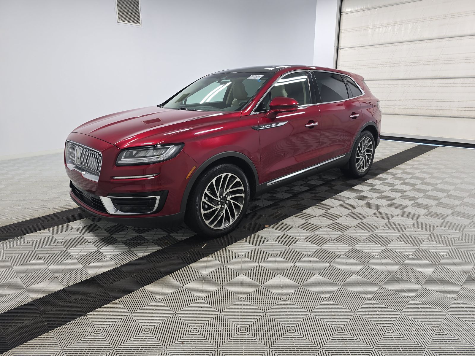 2019 Lincoln Nautilus Reserve FWD