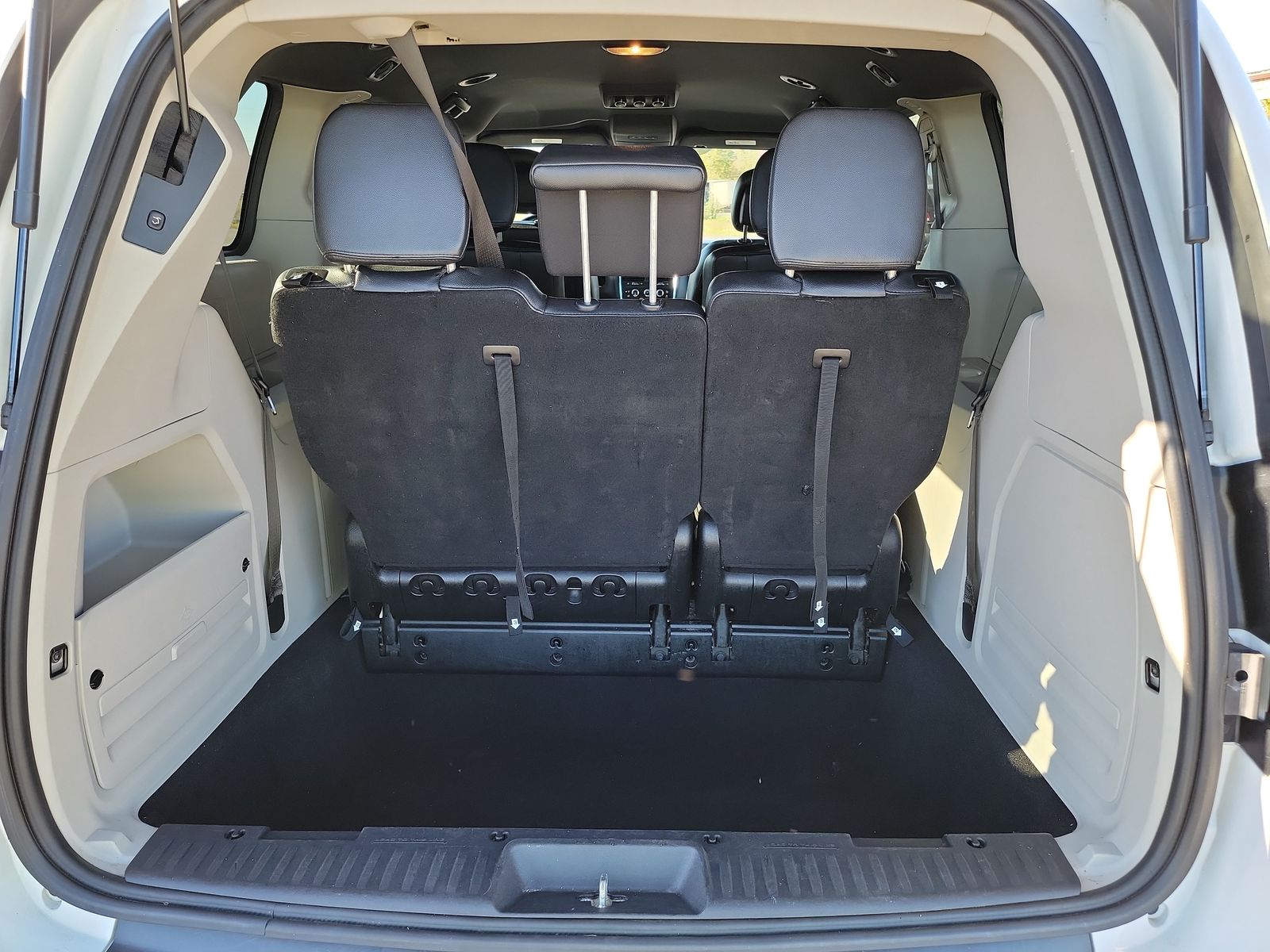 2020 Dodge Grand Caravan SXT FWD