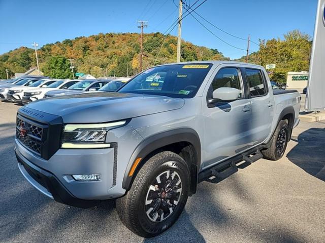 2022 Nissan Frontier PRO-4X Crew Cab Short Bed