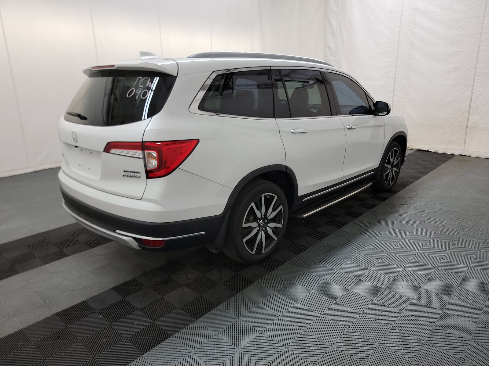 2022 Honda Pilot Touring 7-Passenger AWD