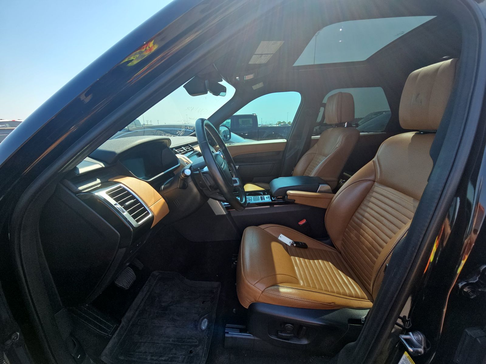 2018 Land Rover Discovery HSE Luxury AWD