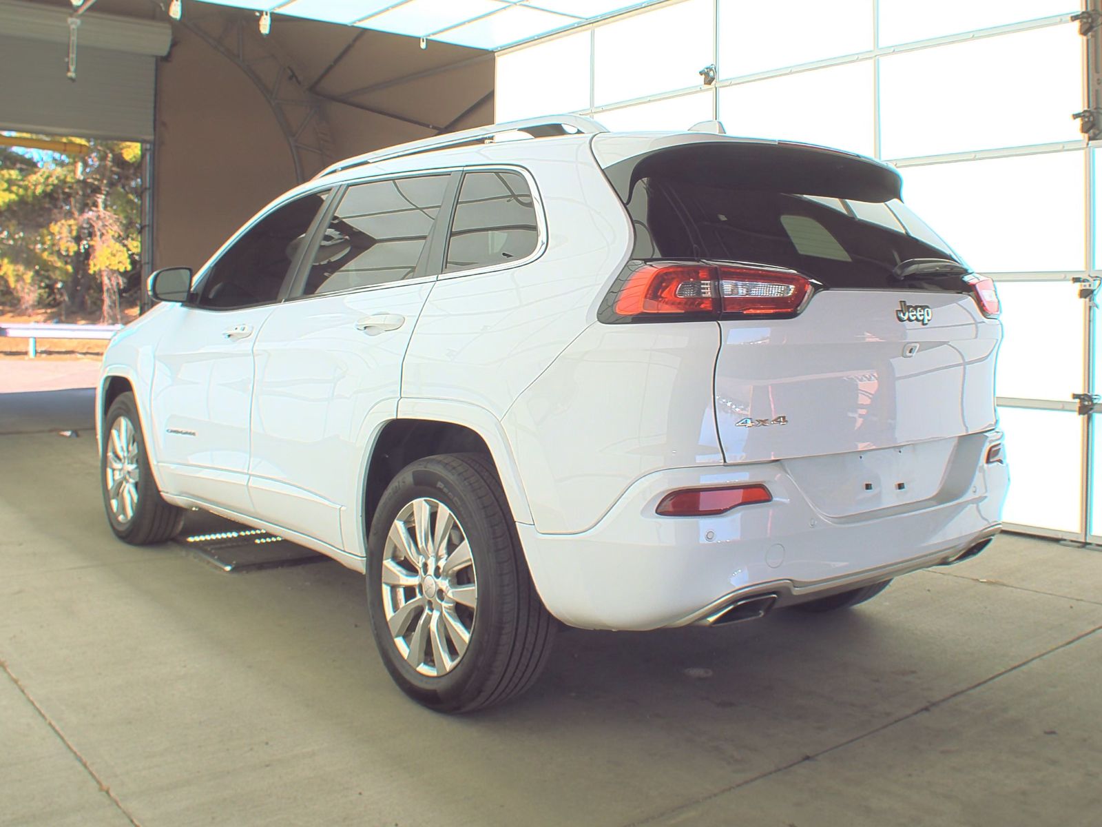 2018 Jeep Cherokee Overland AWD