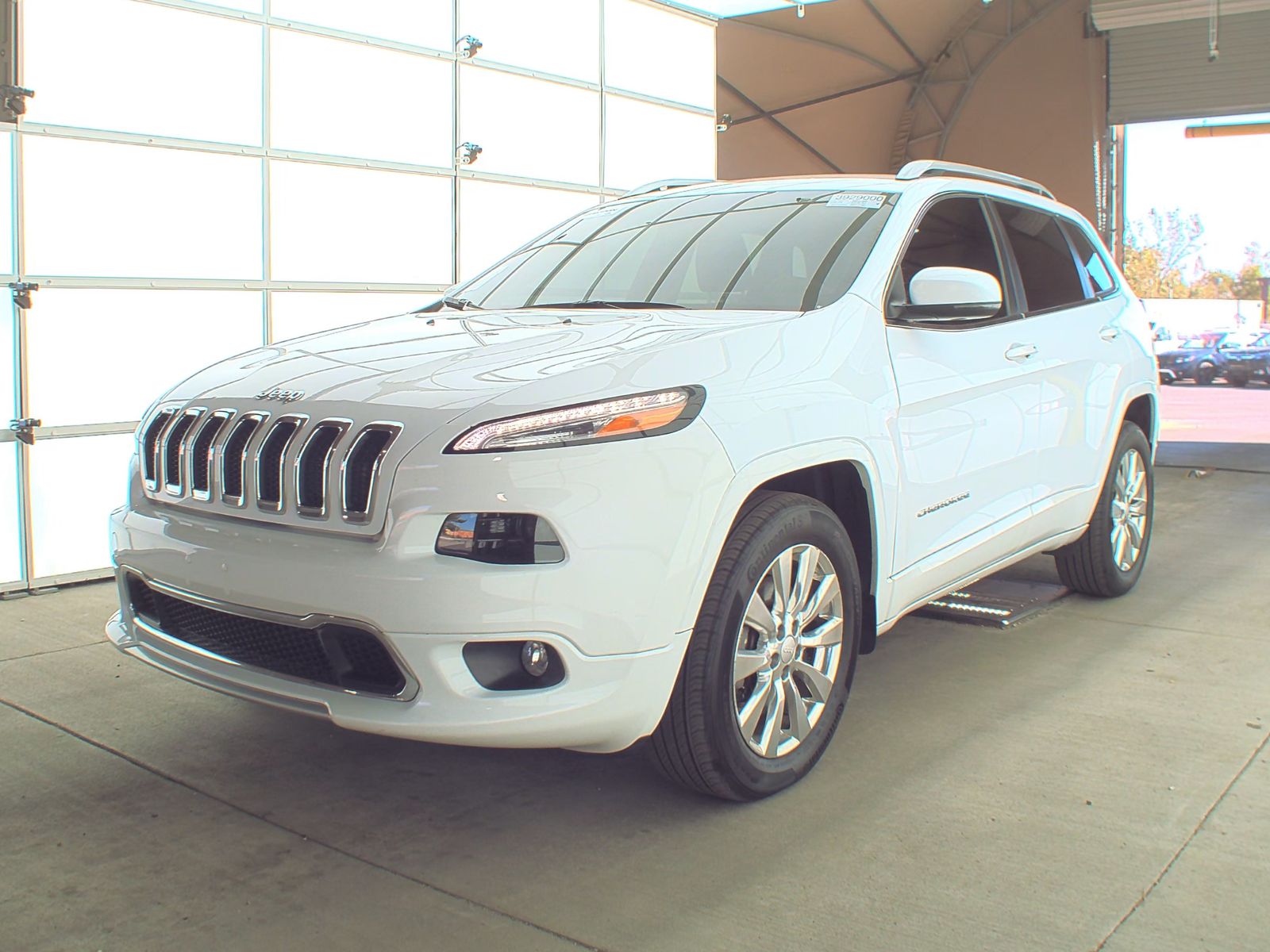 2018 Jeep Cherokee Overland AWD