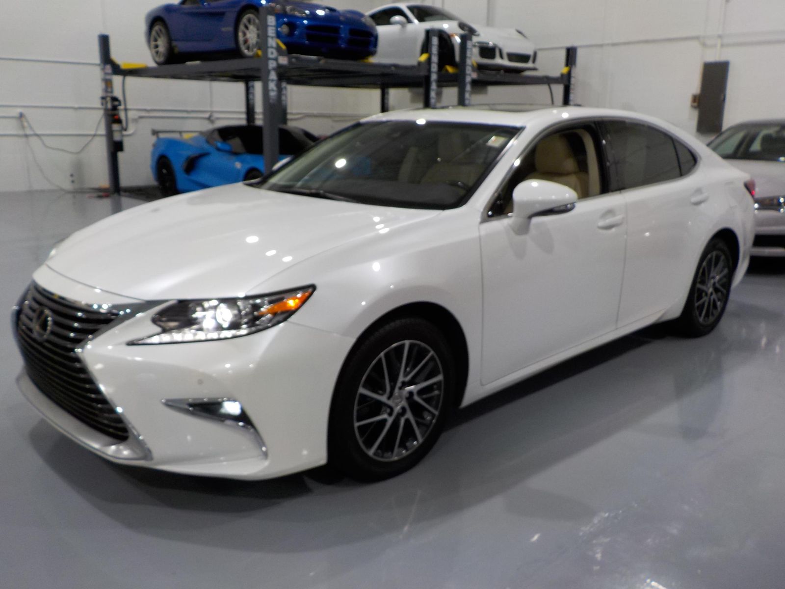 2016 Lexus ES 350