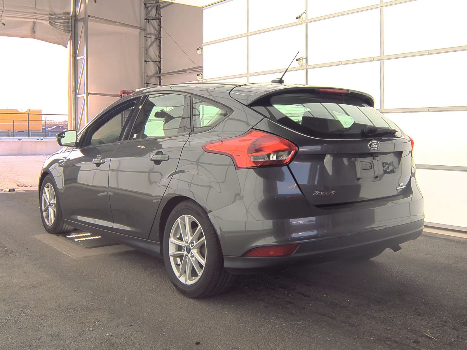 2016 Ford Focus SE FWD