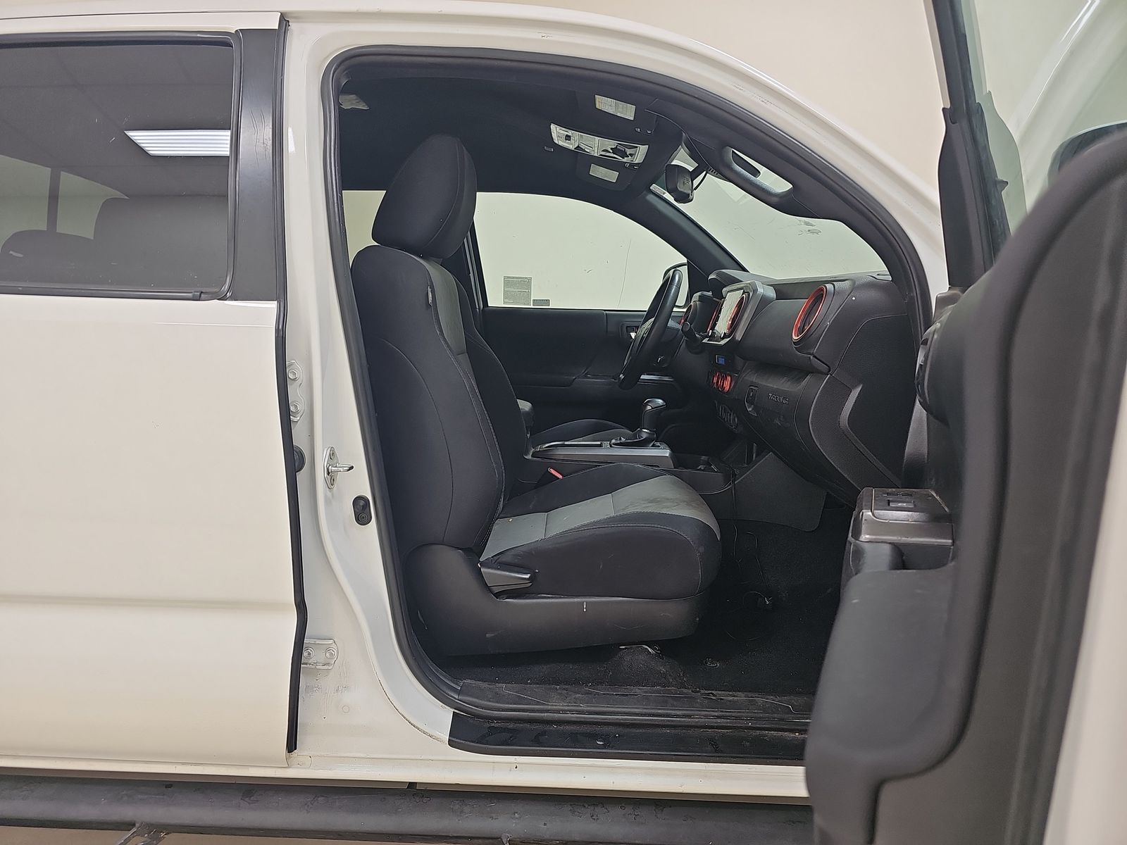 2022 Toyota Tacoma TRD Off-Road AWD