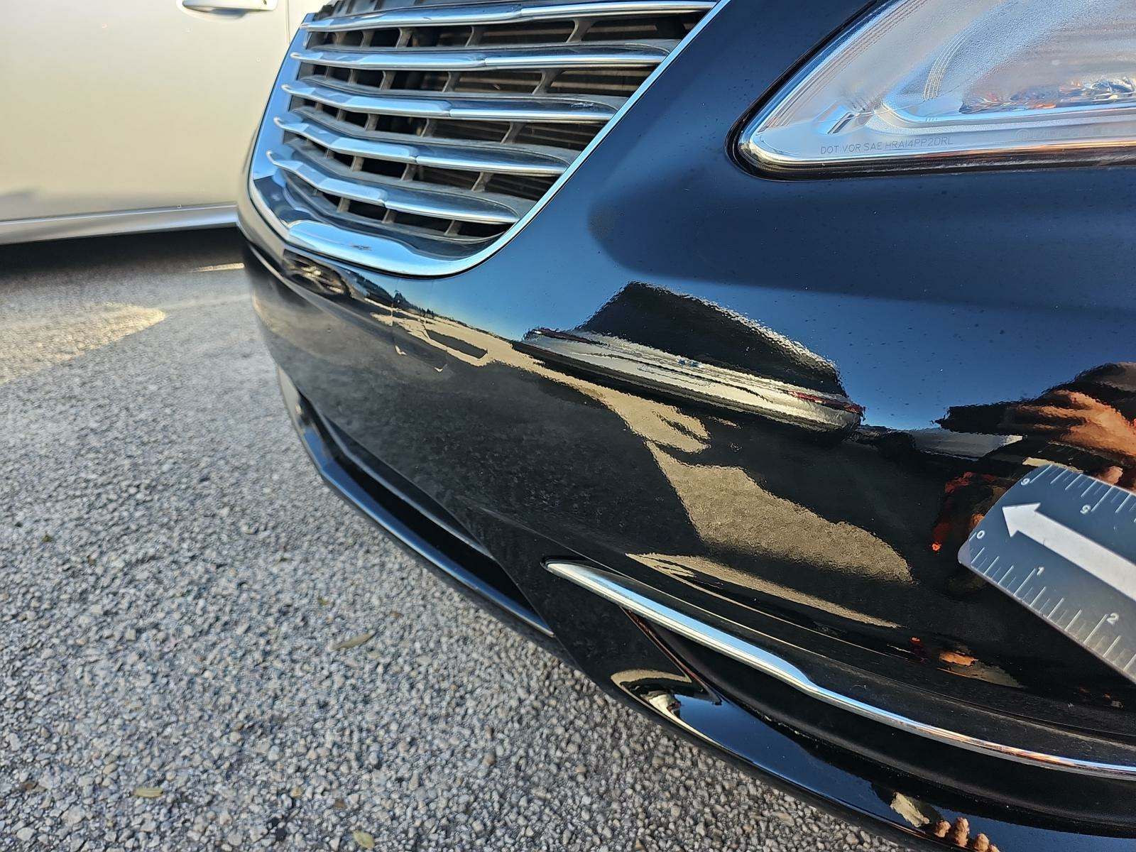 2013 Chrysler 200 Touring FWD