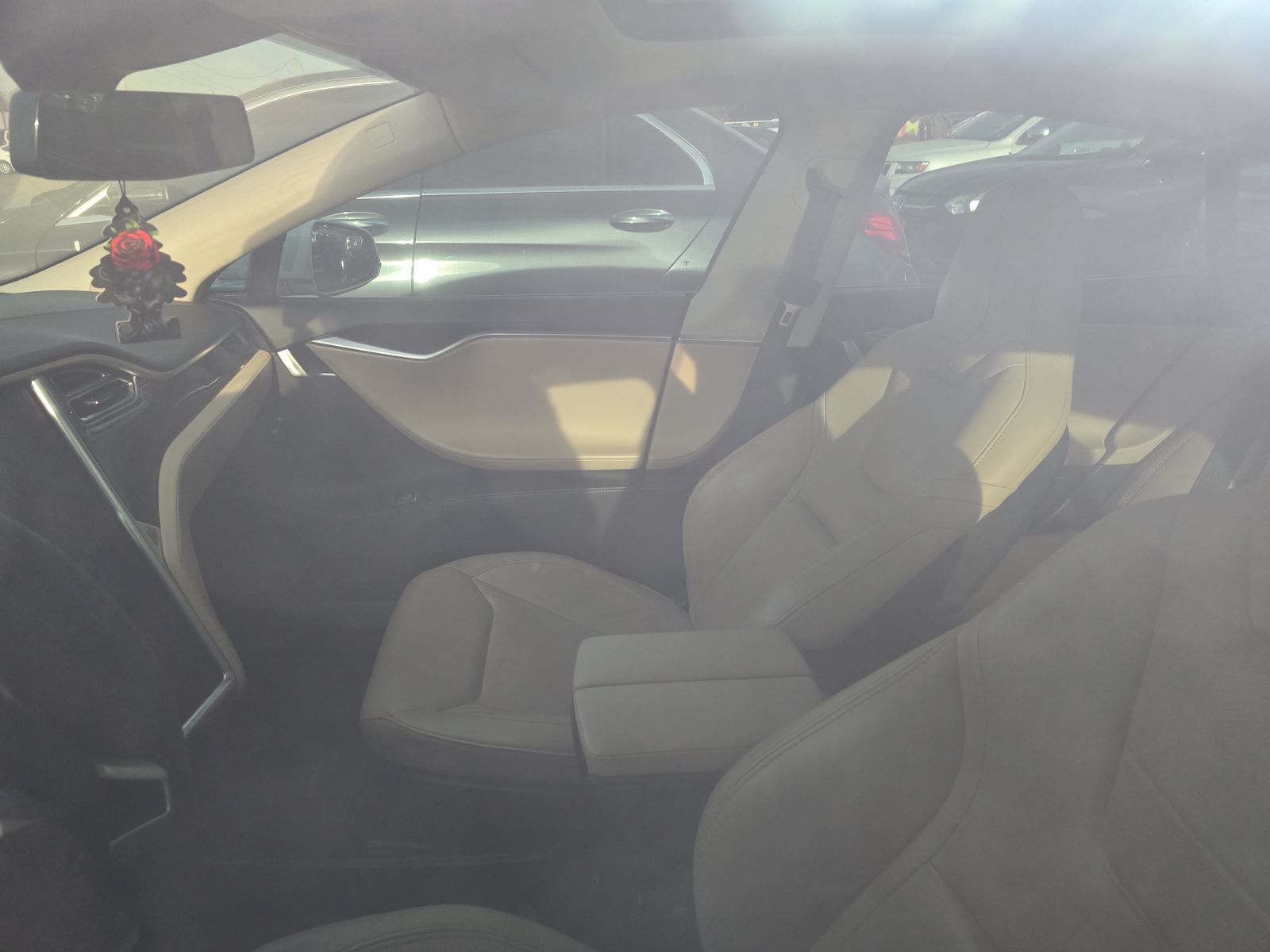 2015 Tesla Model S 85D AWD