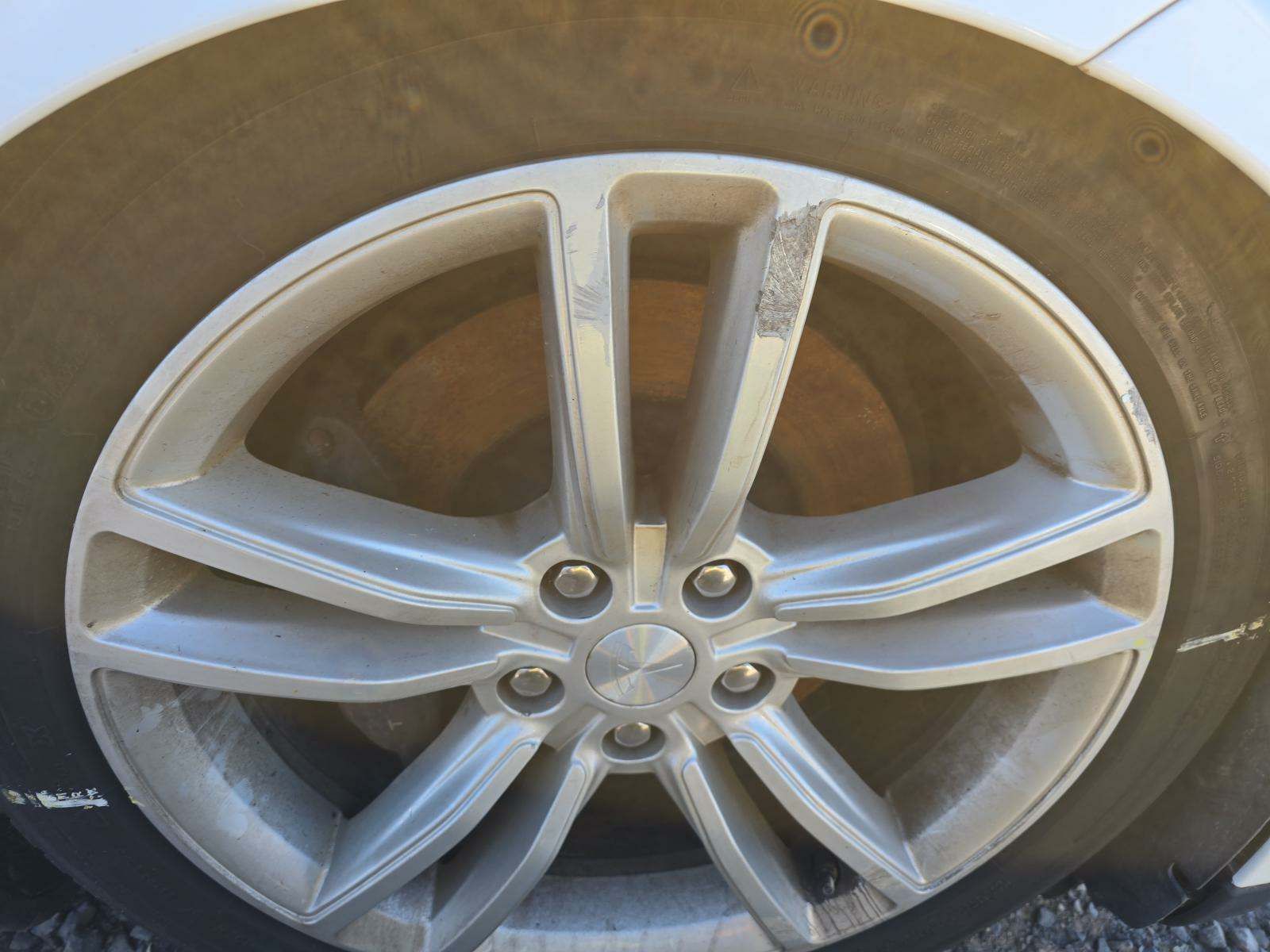 2015 Tesla Model S 85D AWD