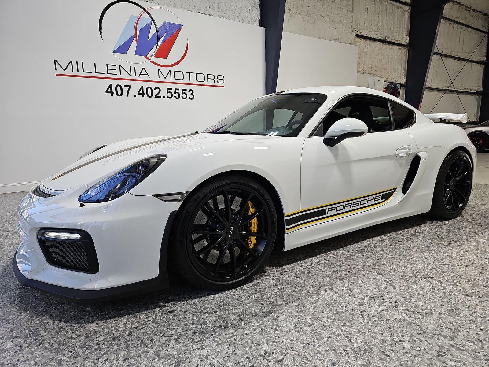 2016 Porsche Cayman GT4