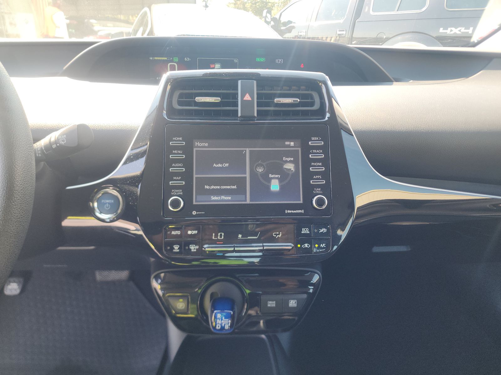 2022 Toyota Prius LE AWD