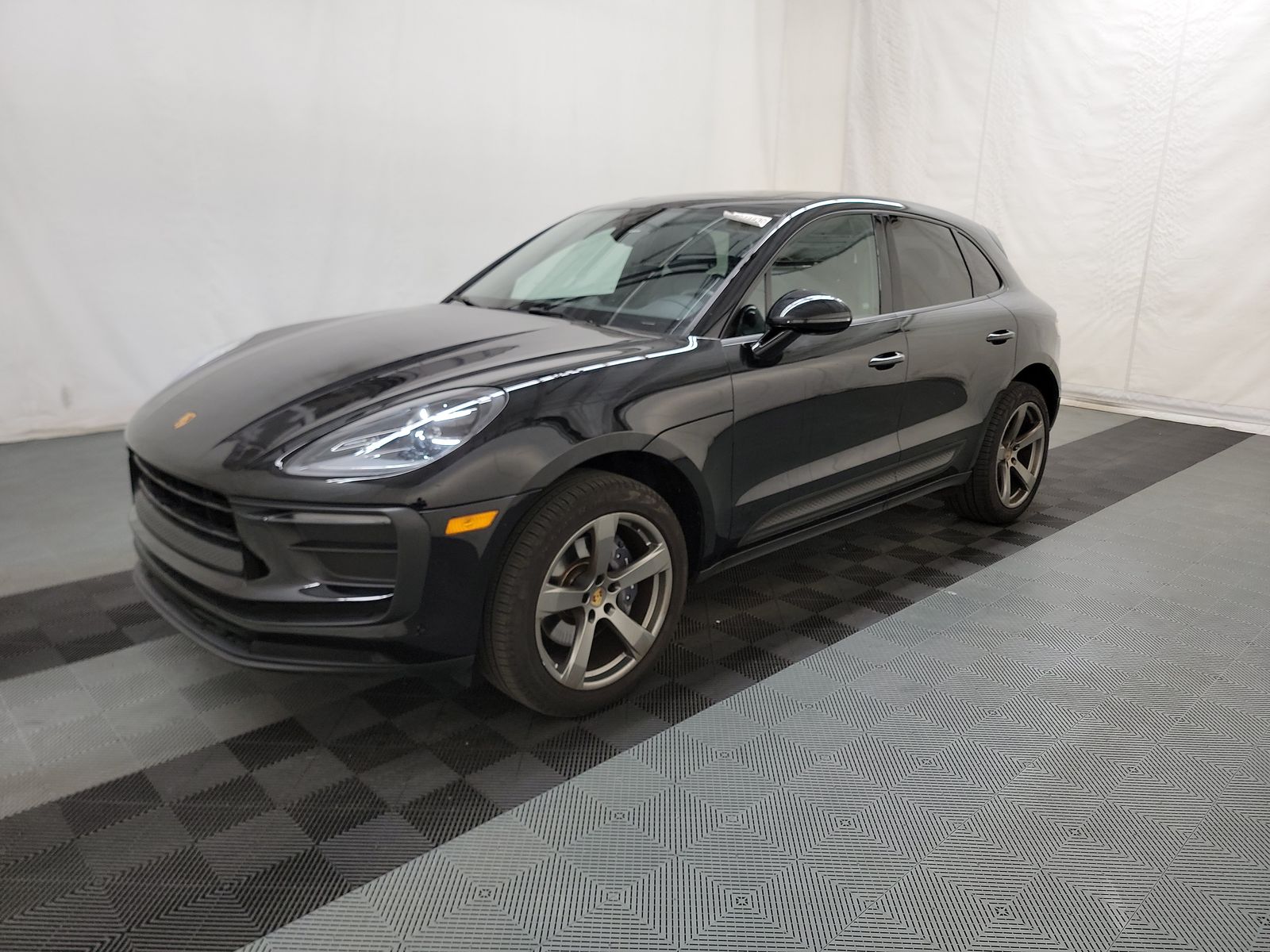 2022 Porsche Macan