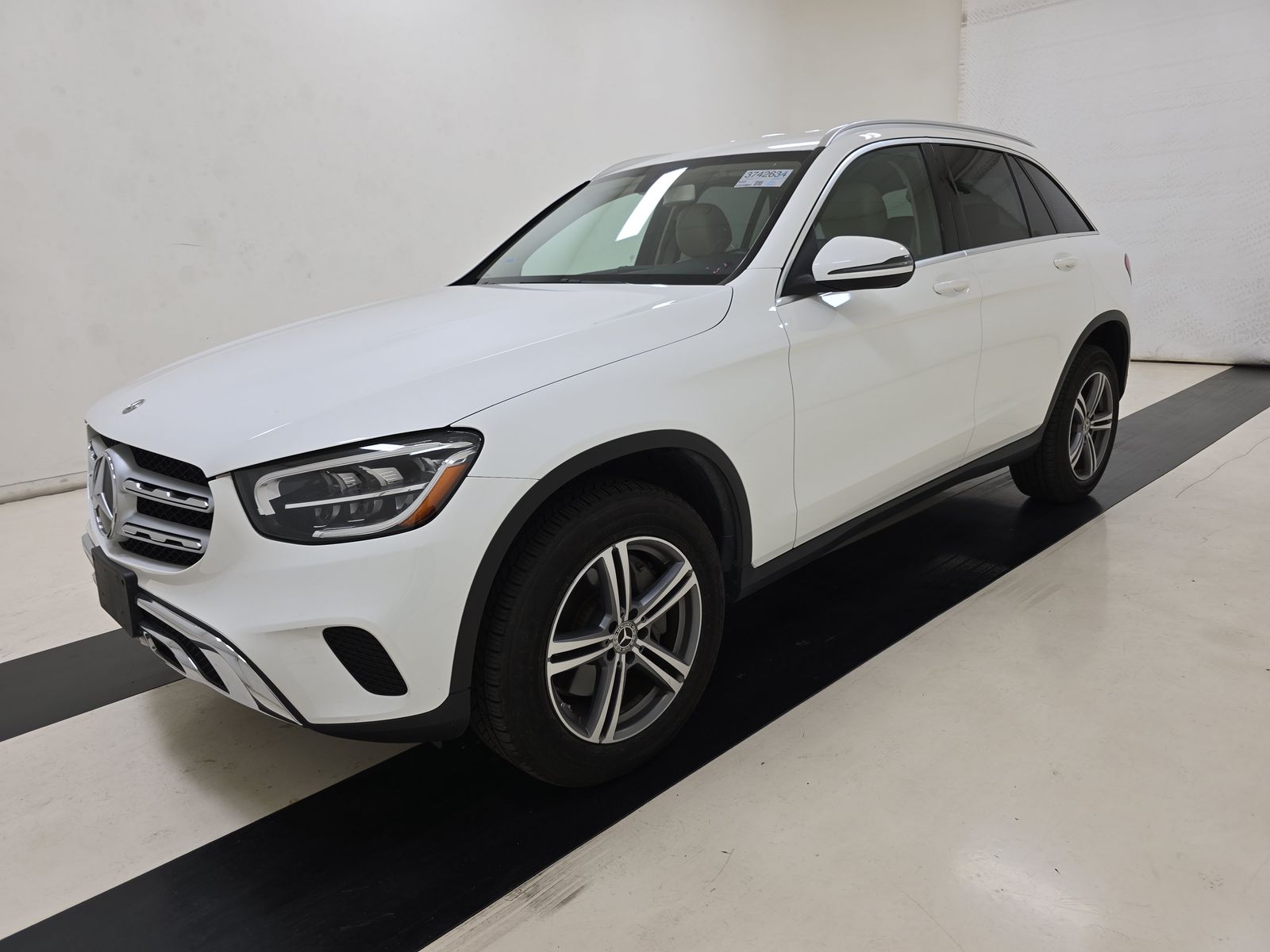 2020 Mercedes-Benz GLC 300