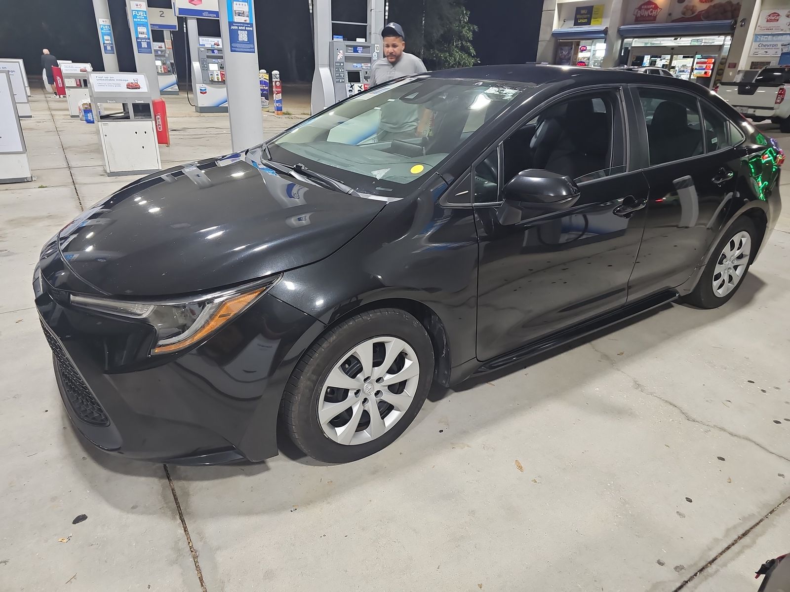 2021 Toyota Corolla LE Sedan