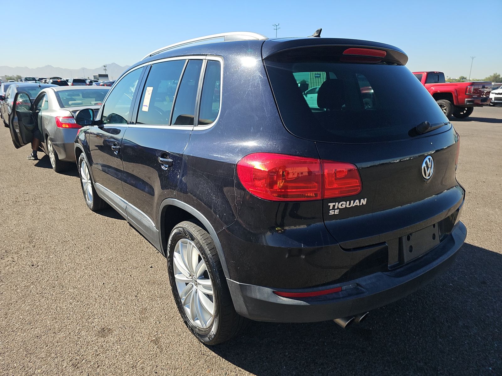 2016 Volkswagen Tiguan 2.0T SE FWD