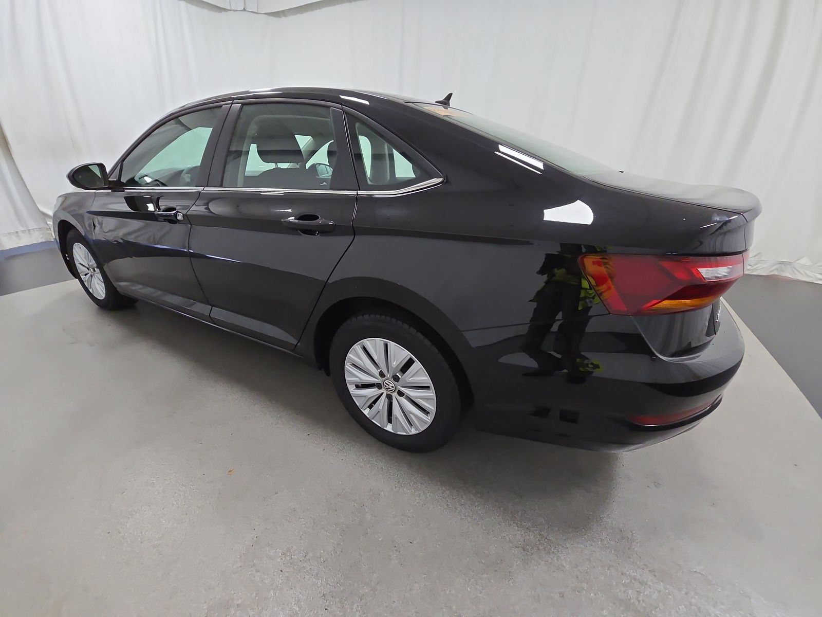 2019 Volkswagen Jetta 1.4T R-Line FWD