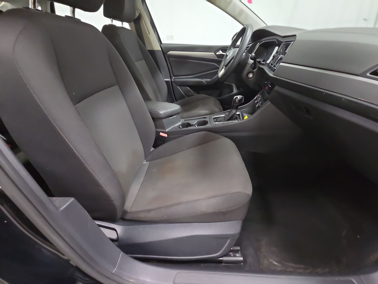 2019 Volkswagen Jetta 1.4T R-Line FWD